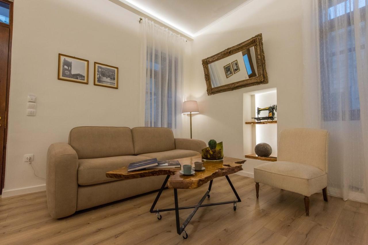 1571_ Suites A2 Nafpaktos Ngoại thất bức ảnh