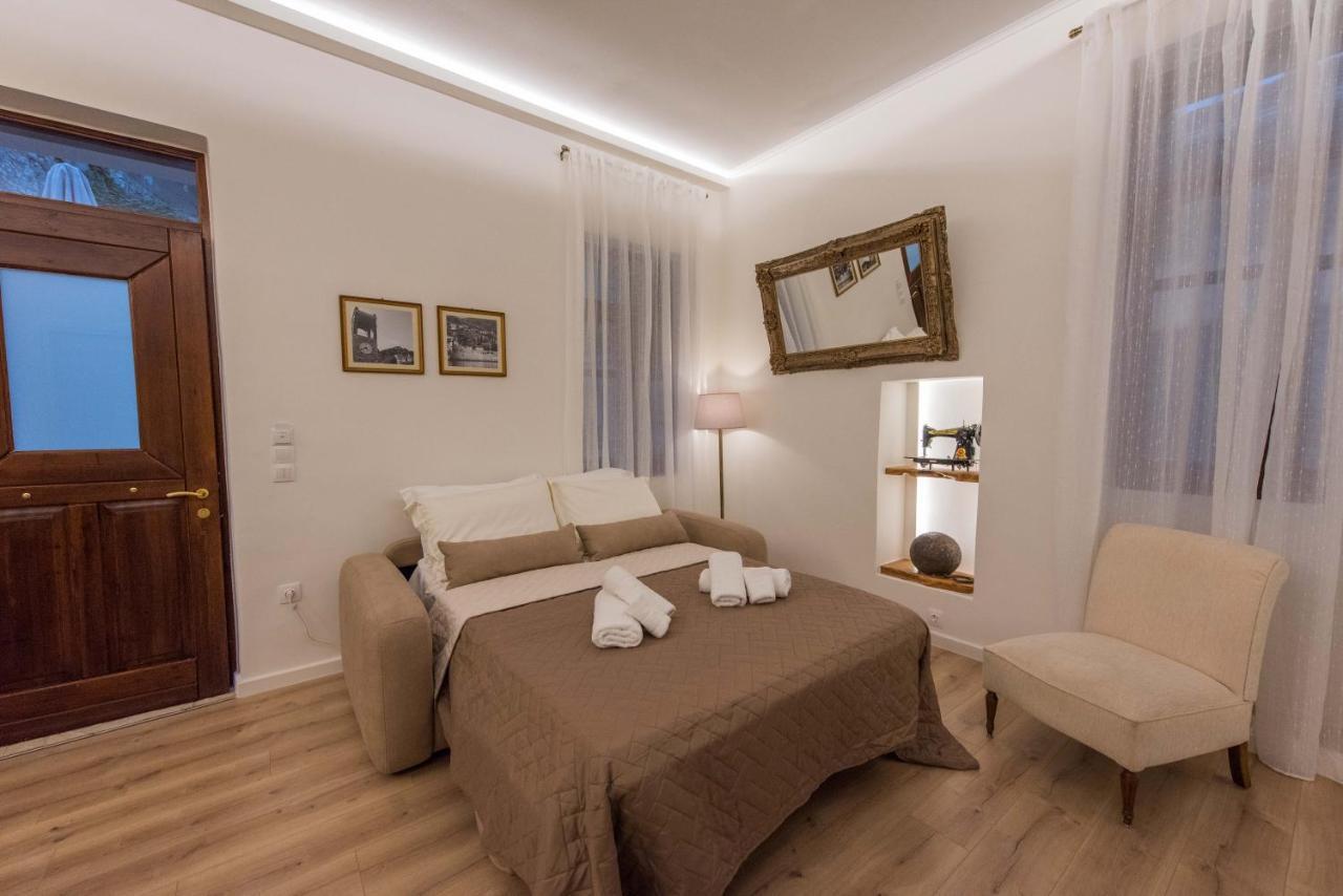 1571_ Suites A2 Nafpaktos Ngoại thất bức ảnh